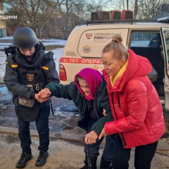 Евакуація на Сумщині: ДСНС вивезли трьох людей