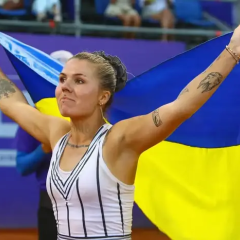 Александра Олийникова отмечает победу на турнире