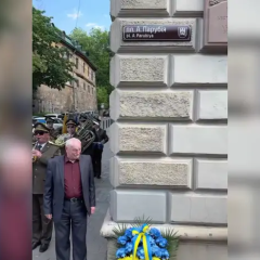 Площа імені Андрія Парубія у Львові