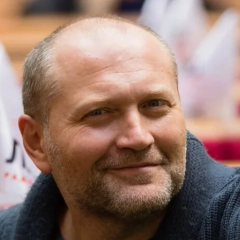 Суд у Відні зобов'язав екснардепа Березу видалити фейки про Ощадбанк