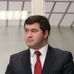 Суд стягнув 11 мільйонів з Насірова