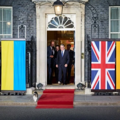 Лідери Британії, Франції та Німеччини мова миру для України