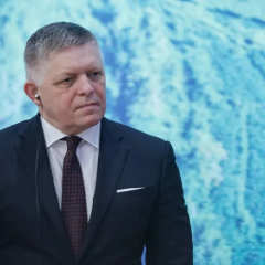 Картинка про позов ЄС проти Словаччини