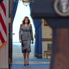 Меланія Трамп в залі суду