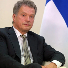 Флаги Европейского Союза и России