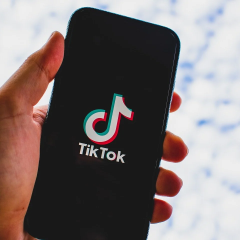 Боротьба з фейковою музикою на TikTok