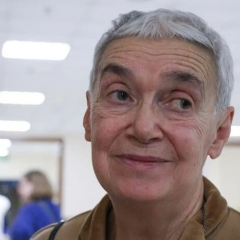 Ніна Литвинова покласти ні має на себе