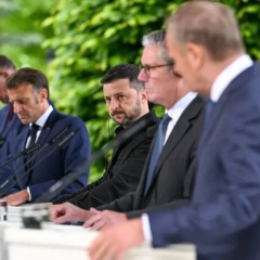 Президенти Франції, Великої Британії й Німеччини в дорозі на зустріч з президентом України