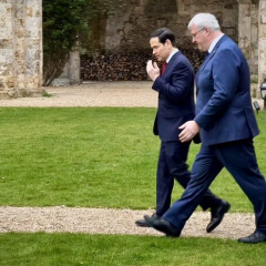 Сибіга та Рубіо на G7