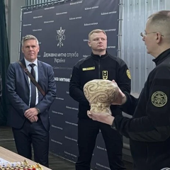 Трипольская ваза в музее Киевской таможни