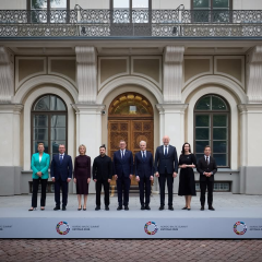 Переговори України з Європою