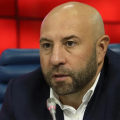 Російські військові у горах