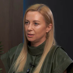 Тоня Матвієнко на сцені