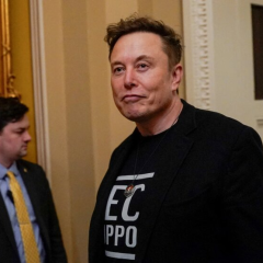 Мозговые чипы Neuralink 2026