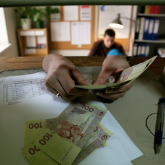 Зростання зарплат соціальних працівників
