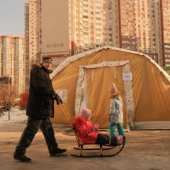 Роботники відновлюють опалення в Києві