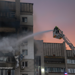 Зруйнована багатоповерхівка в Дніпрі