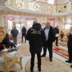 Депутату Закарпатської області оголошено підозру: в декларації приховано майно на 8,3 млн гривень