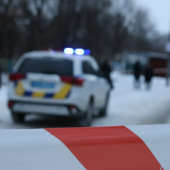 Подросток ранил себя стрелой во дворе