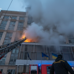 Пожар в отеле Днепр, эвакуация 57 человек