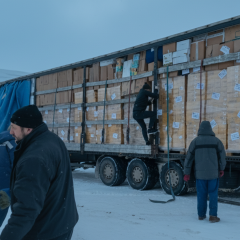 Гуманітарний вантаж для України