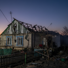 Російські безпілотники атакують мирних жителів