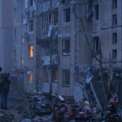 Мариуполь через четыре года: миллиарды на бумаге, тысячи без жилья и коррупционные схемы