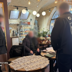 Депутата арестовали за $10 тысяч: обещал устроить на работу за деньги
