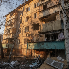 Разрушение гражданской инфраструктуры от российской атаки