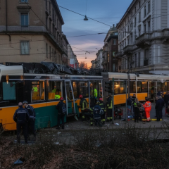 Milan tram derailed: two dead, over 20 injured