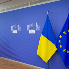 Сергей Датсюк о противоречии европейской интеграции: 'Мы идем в Европу, но вытираем ноги о конституцию'