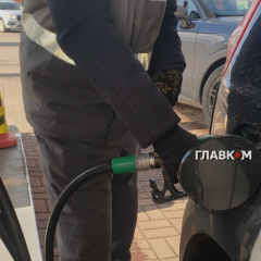 Зеленский на совещании по ценам на топливо