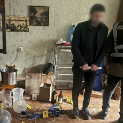 Поліція Києва знищила нарколабораторію