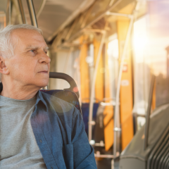 Passengers without a bank card: what to do?