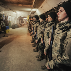 Военнослужащие 18-25 лет