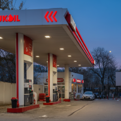 Сообщение о санкциях Лукойлу за границей