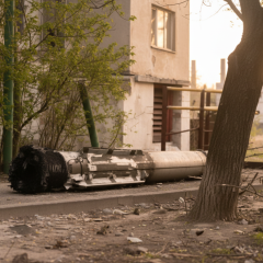 Уламки ракети в Києві, загинули 4 людини