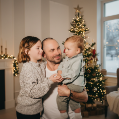 Bednyakov family: son doesn't know Russian, daughter switched to Ukrainian