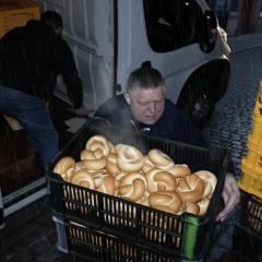Фіцо вночі працював вантажником