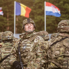 Російський літак біля НАТО-лави