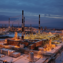 Зупинка переробки нафти на російському НПЗ