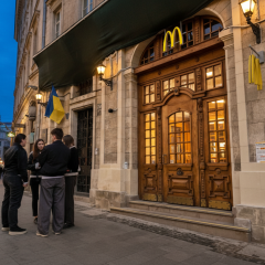 Шум від McDonald's на площі Ринок