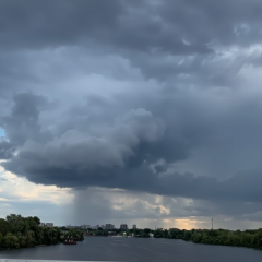Meteorologists warned about thunderstorms and squalls 15-20 m/s on May 13