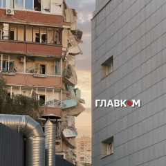 Росія вдарила по Києву 1560 дронами: загинула людина, зруйновано під'їзд