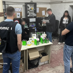 Law enforcers expose shadow market of liquids for vapes
