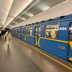 Подписи против повышения проезда в Киеве