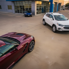 Продажі нових авто в Україні впали