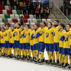 Збірна України з хокею