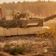 Військові навчання на кордонах РФ