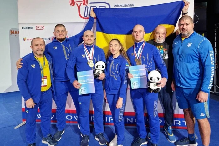 Чемпіонат світу з пауерліфтингу: Україна здобула п'ять нагород у сумі триборства